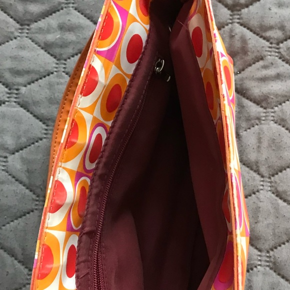 Mat & Nat of Montreal Vegan Leather Bag Orange Sofia - Picture 4 of 6